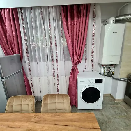 Апартамент Gradina Botanica Premium Крайова